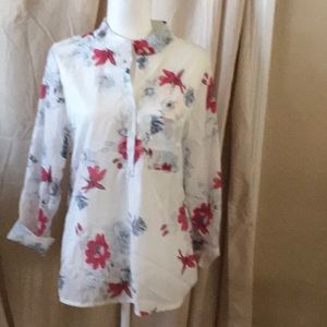 Blouse . Brand unknown silky feeling long sleeves